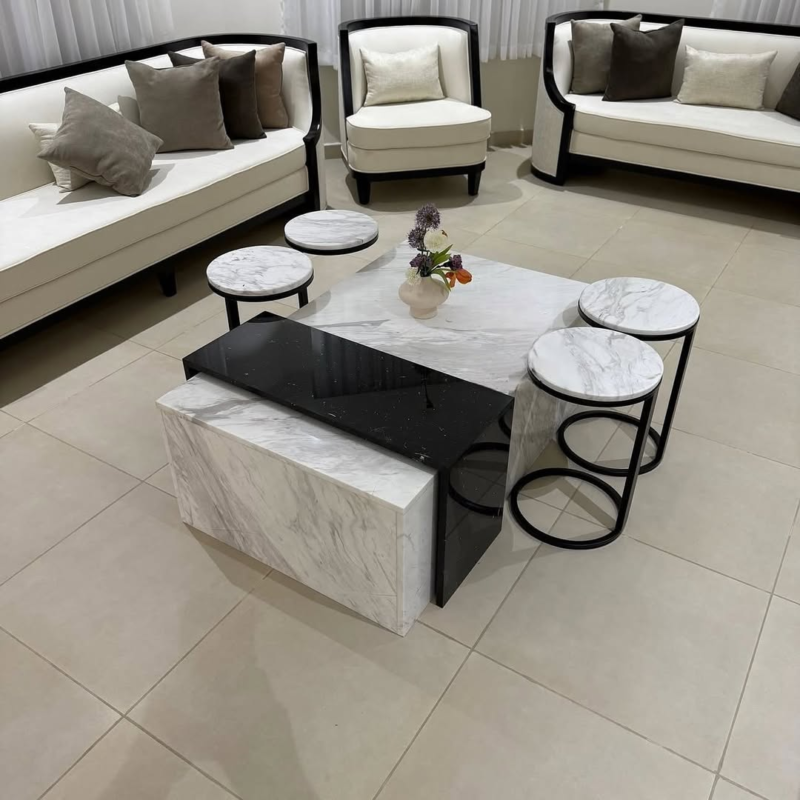 طاولة مون لايت + 4 طاولات خدمة جانبية